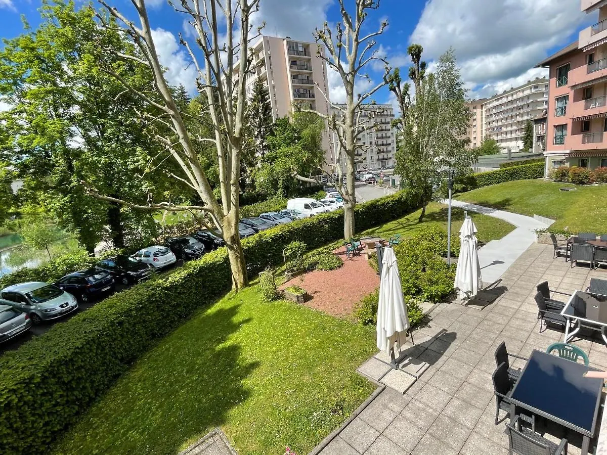 Appartement Superbe T2 à deux pas de la gare avec parking! à Annecy